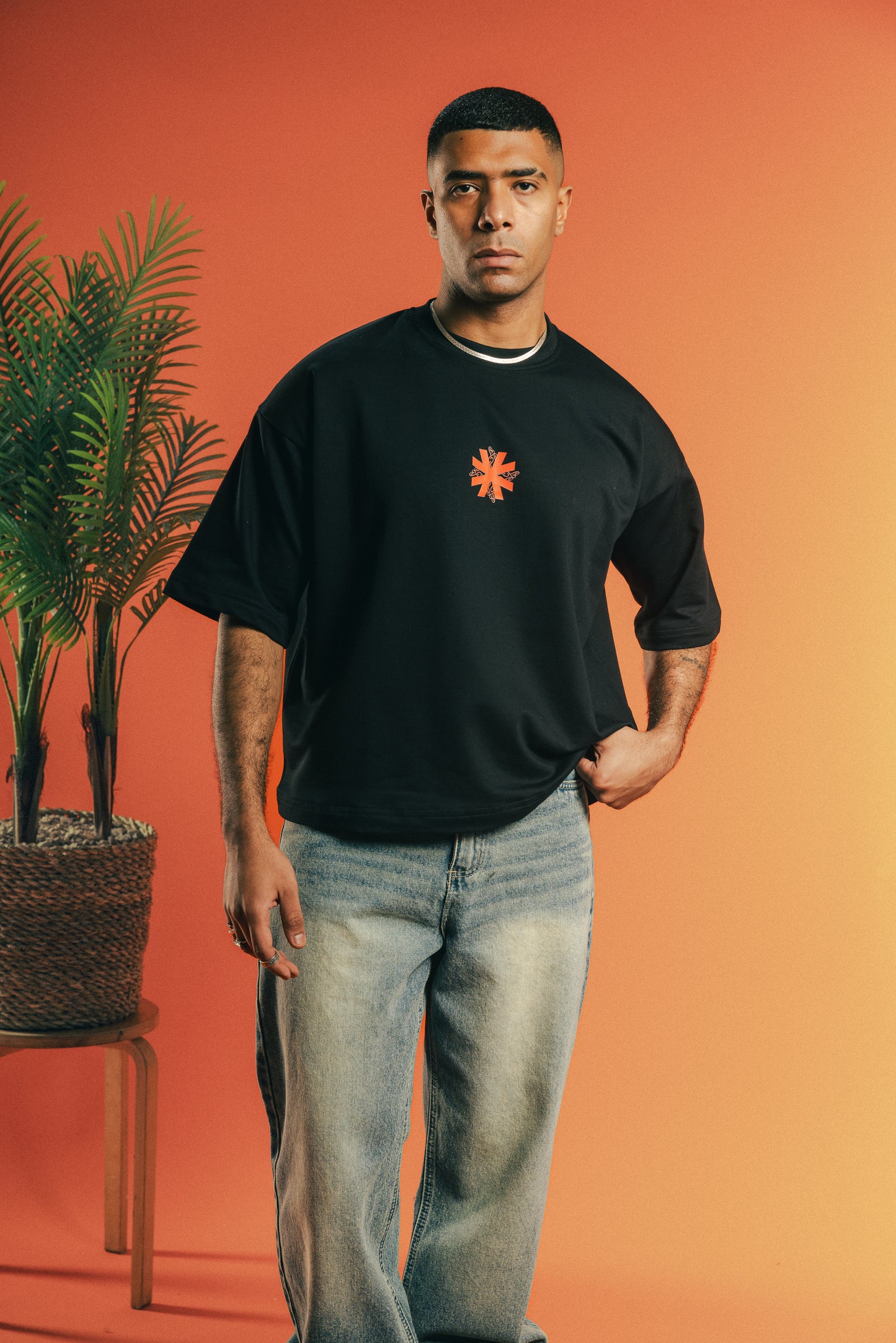 Unconventional Boxy Fit Tee - Black