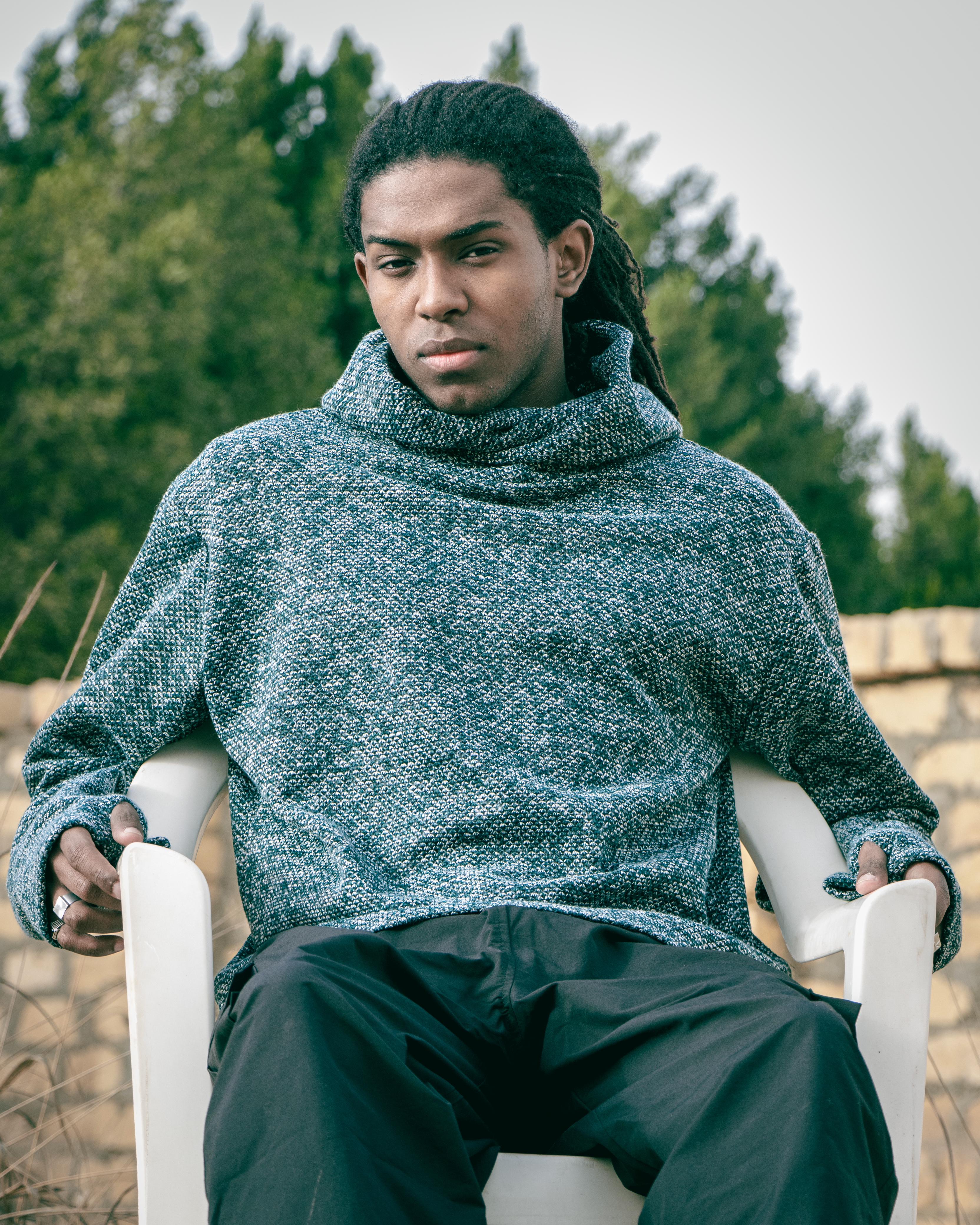 GREEN KNITTED HOODIE